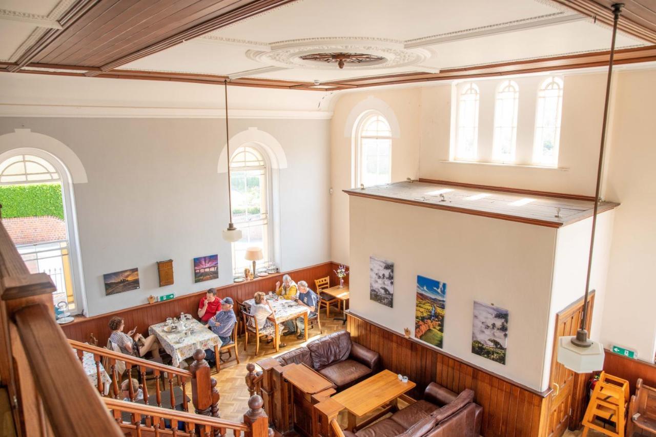 Pontcysyllte Chapel Tearoom Лланголлен Экстерьер фото